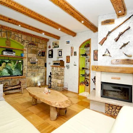 Family Friendly House With A Swimming Pool Plano, - 23902 *