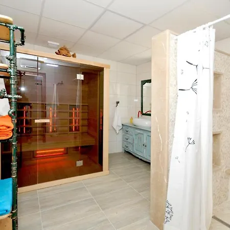 Family Friendly House With A Swimming Pool Plano, - 23902 * Трогир